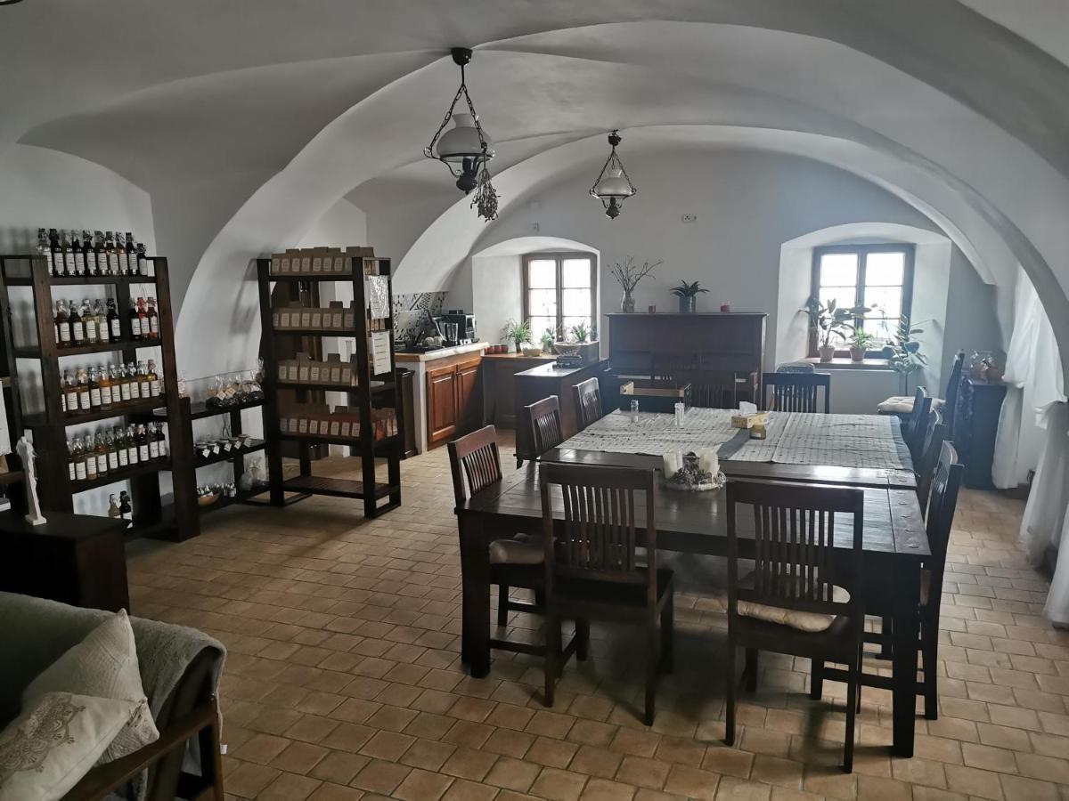 Rodinna Farma Sedmikraska Sněžné Exterior foto